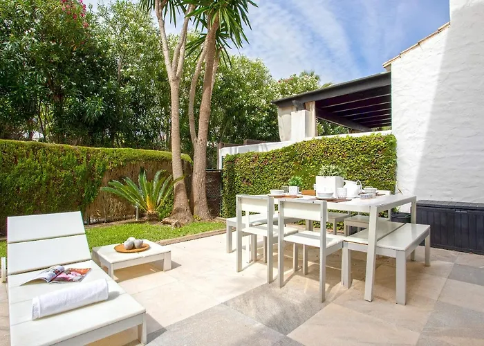 Genteel Home Guadalvillas